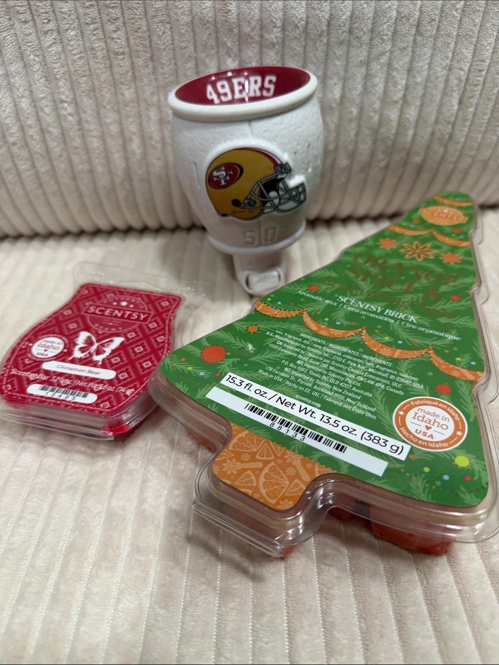 Scentsy Brick Bundle with NFL 49ers Warmer.A few squares were used. See pics.